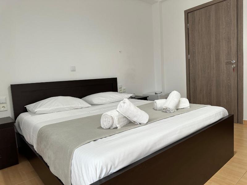 Isamar Aparthotel Images