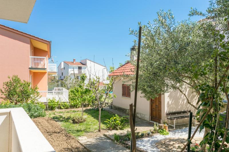 Apartments with parking space Kastel Novi Kastela - 22702 - image 20