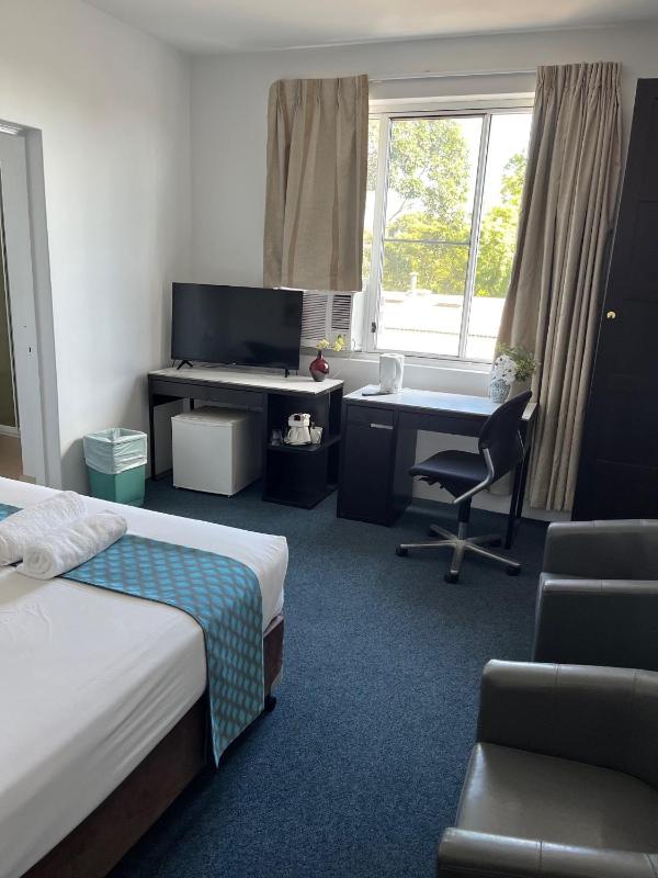 Superior Queen Room image 1