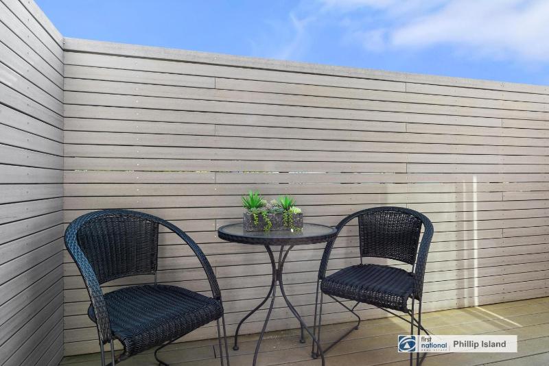 5-6 Broughton Ave Cowes - image 6