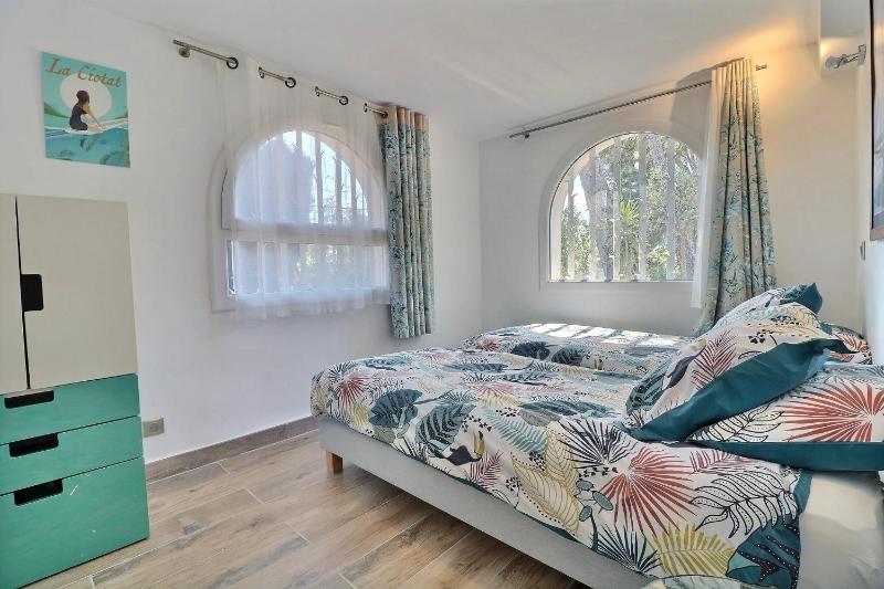 Domaine du Peymian-Villa Art Deco - image 31