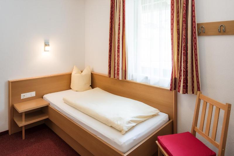 Two-Bedroom Suite image 3