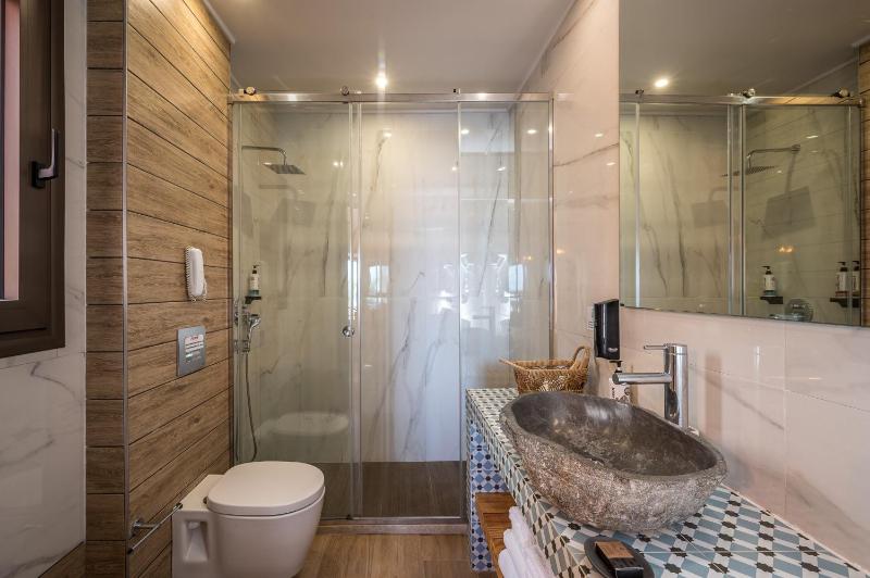 Premium Room with Inland View & Private Pool image 2