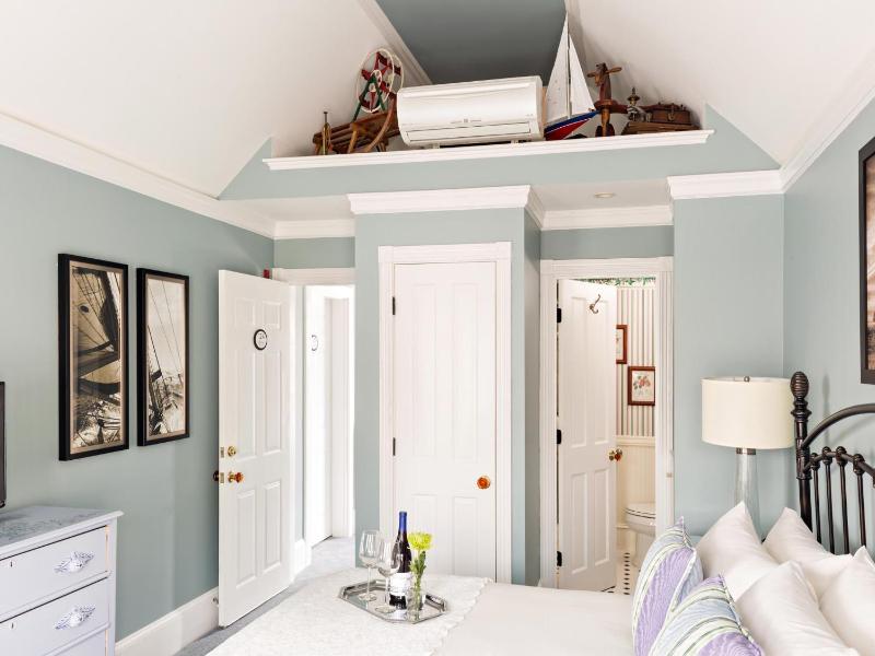 Superior King Room image 2