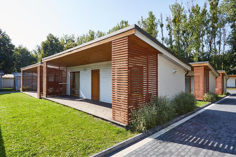 Chalet image 2