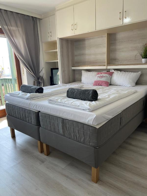 Standard Double Room image 4