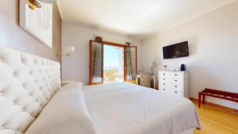 Comfort Double Room image 1