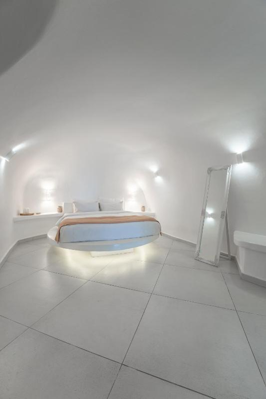 Luxus VIP Suites - image 39