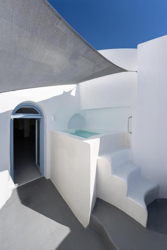 Luxus VIP Suites - image 36
