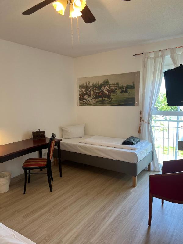 Triple Room image 2