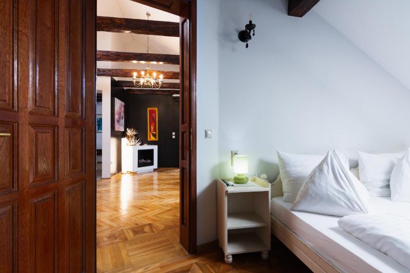 Strasser Sky Suite  image 2