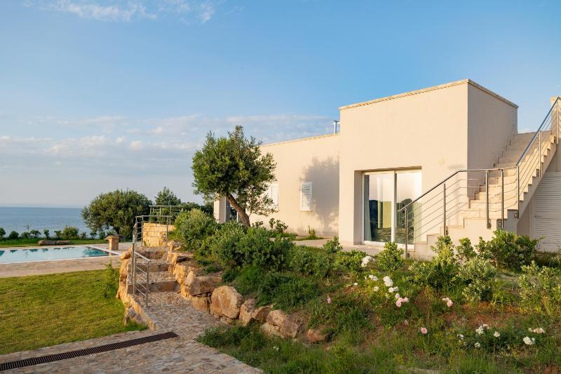 Aura Maris beach residence Mazzaforno - image 5