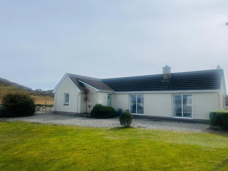 Ballyconneely Holiday Home No 5 by Trident Holiday Homes - image 11