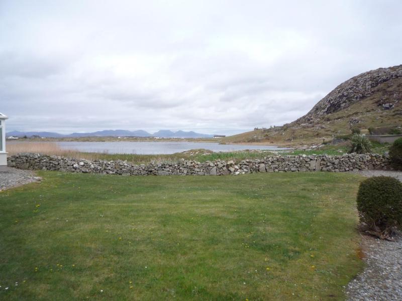 Ballyconneely Holiday Home No 5 by Trident Holiday Homes - image 9