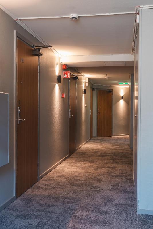 Standard Single Room image 2