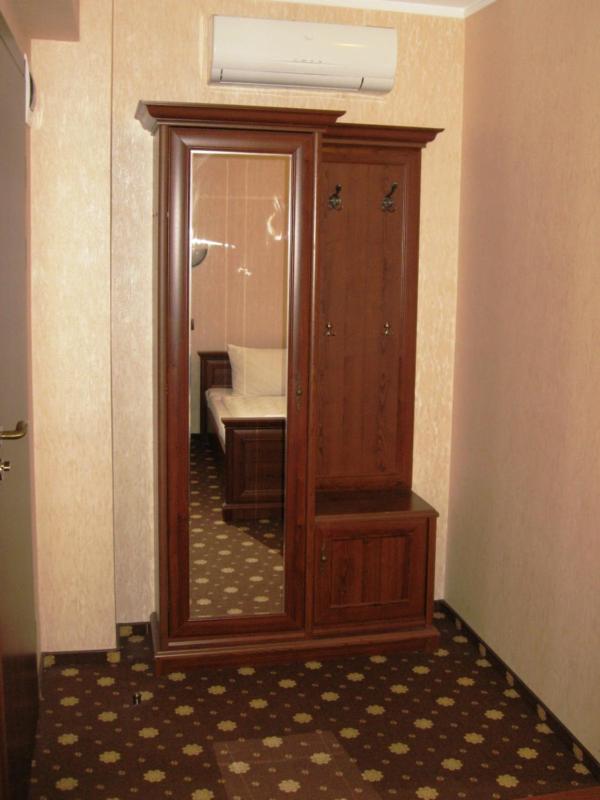 Standard Single Room image 1