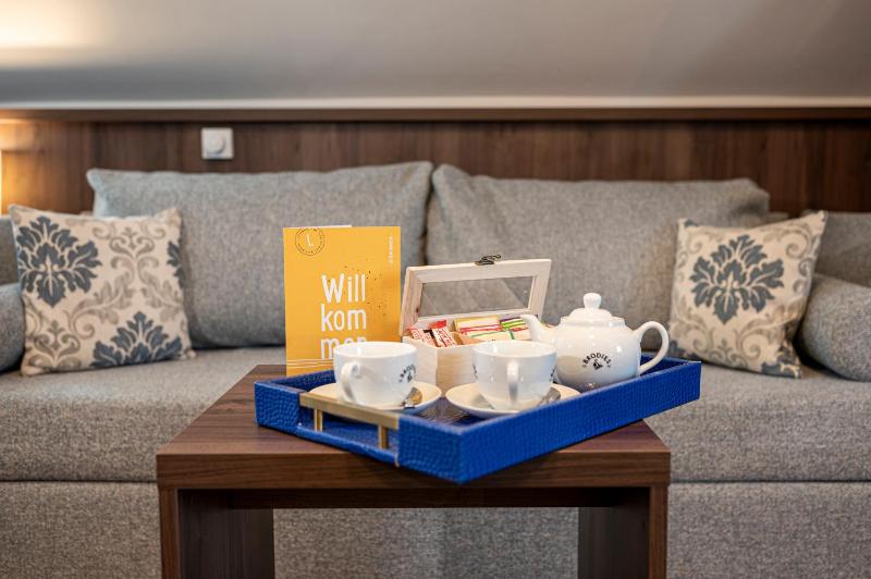 Premium Double Room image 3