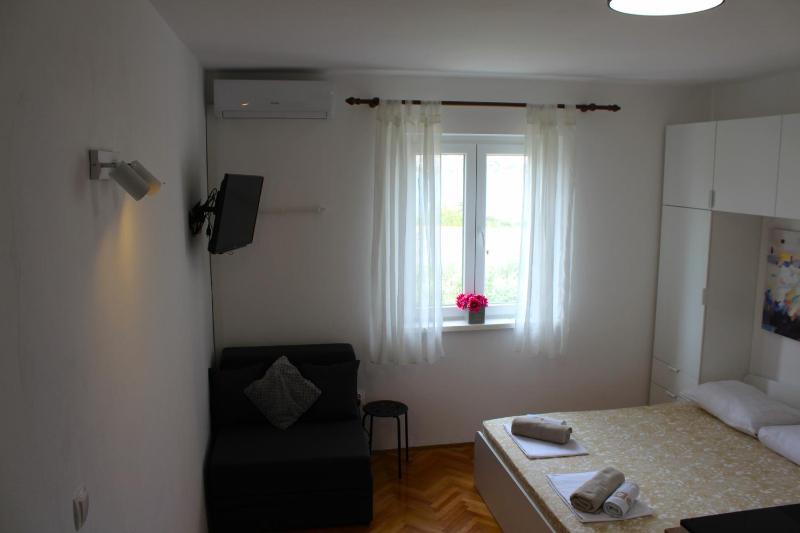 Family apartments Jimmy - city center - image 5
