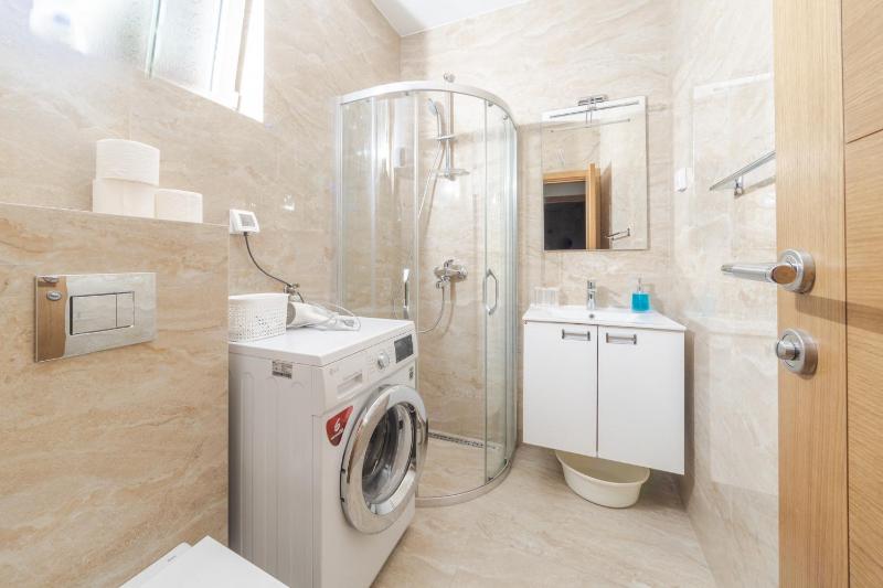 Markoni Apartments - image 8