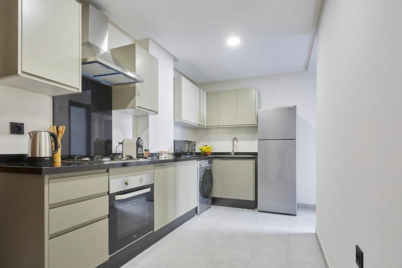 Modern Elegance 3 Bed Escape in Trendy Casablanca - image 4