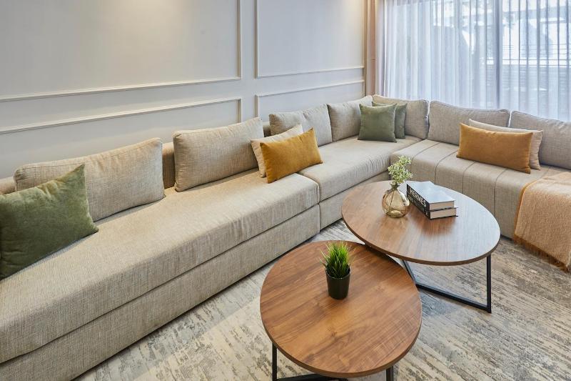 Modern Elegance 3 Bed Escape in Trendy Casablanca - image 3