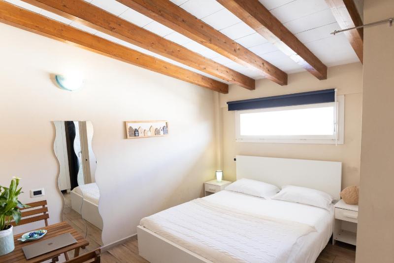 Triple Room image 1