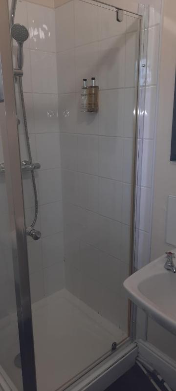 Single Room image 2
