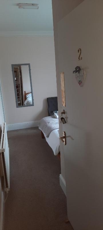 Double Room with Private Bathroom image 3