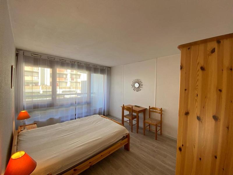 Appartement avec Piscine Terrasse et Parking à Capbreton Proche du Port - image 7