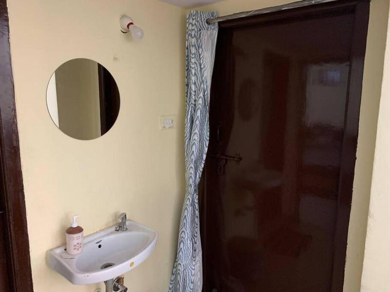 KesarHomes-HomeStay- FLT202-2nd Flr-2BHK-APT-AC-Lift-Kukatpally - image 3