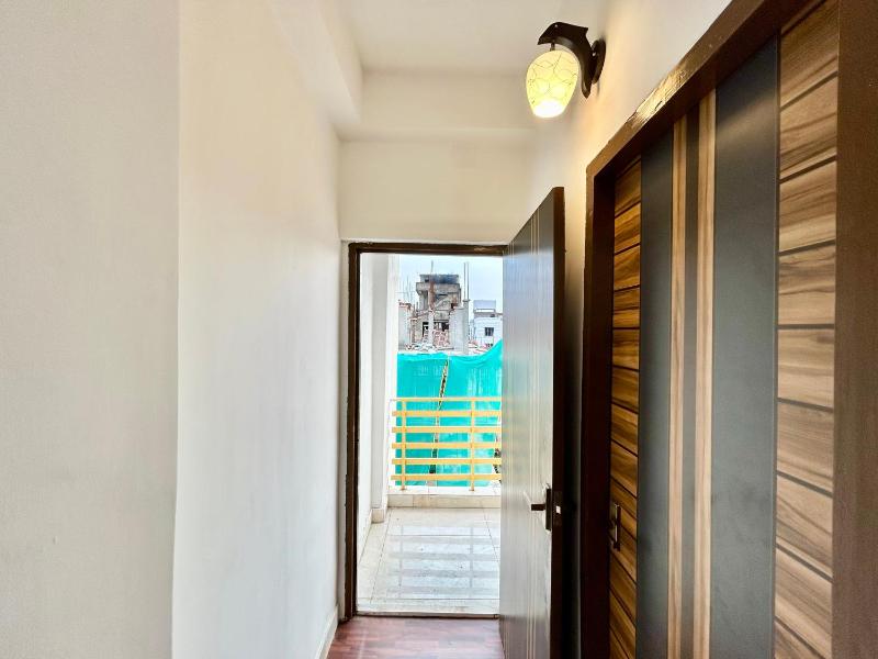 Yepplo Service Apartments - KOLKATA - Private Kitchen & Daily Housekeeping Service - image 13