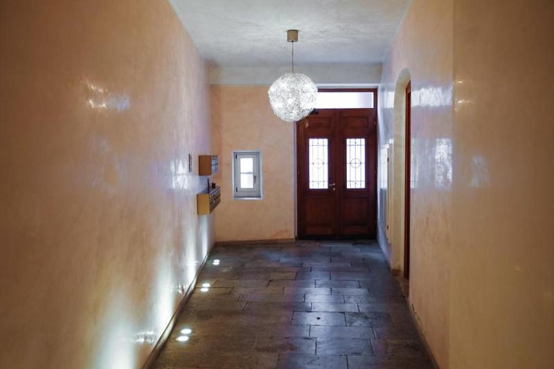 One-Bedroom Apartment image 3