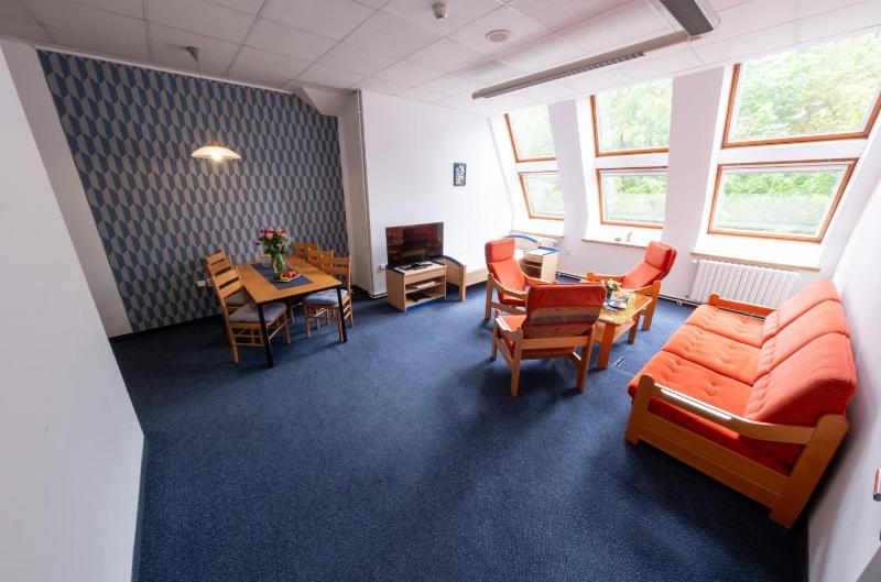 One-Bedroom Standard Apartment image 1