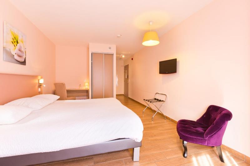Deluxe Double Room image 4