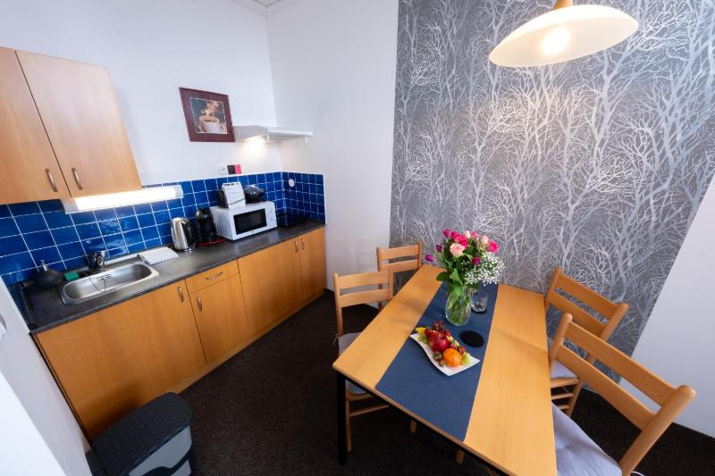 Standard Apartment image 2