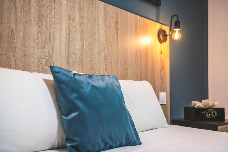 Superior Double Room image 4