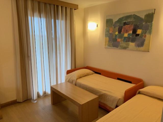 Quadruple Room image 3