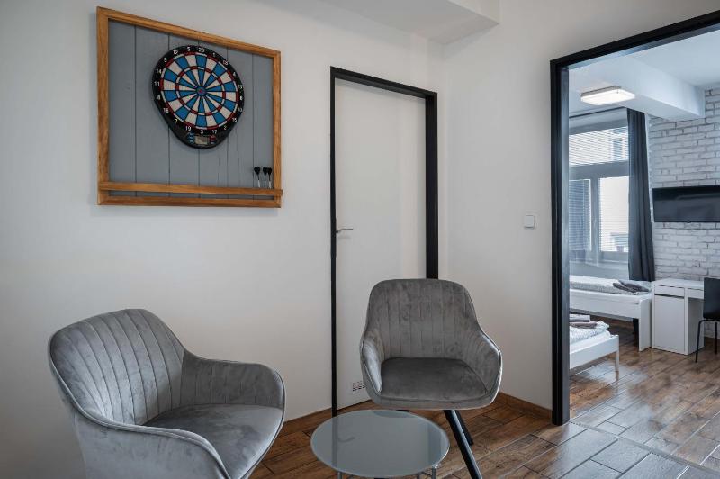 Superior Quadruple Room image 3