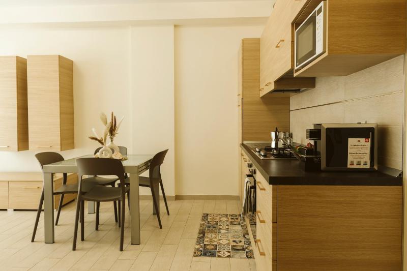 One-Bedroom Apartment image 1
