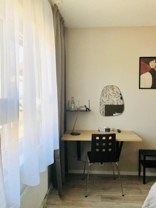 Double or Twin Room image 3
