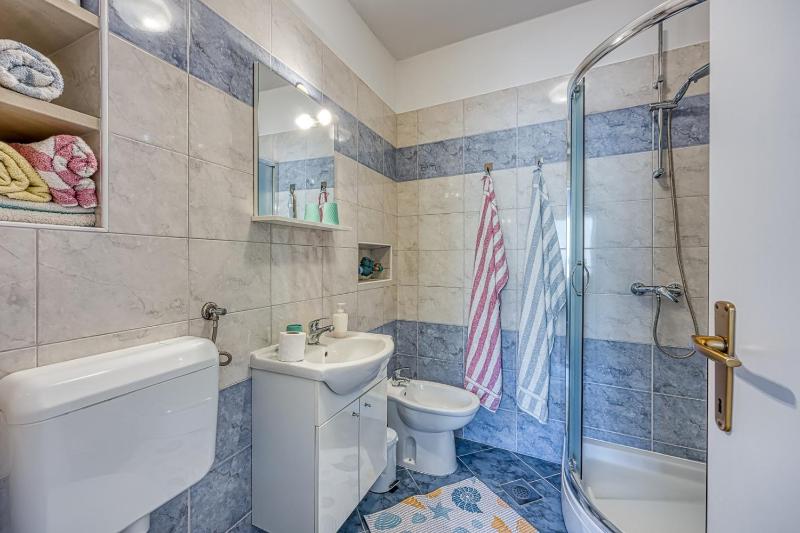 Apartment image 4