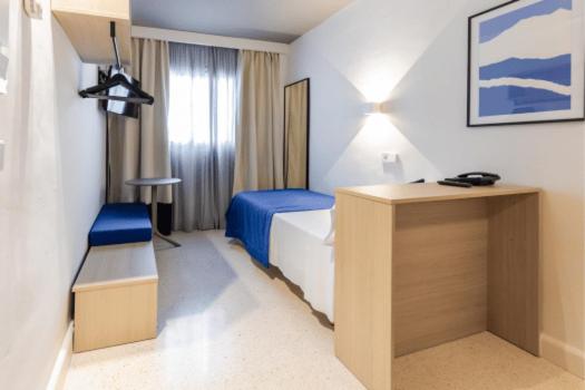 Standard Single Room image 1