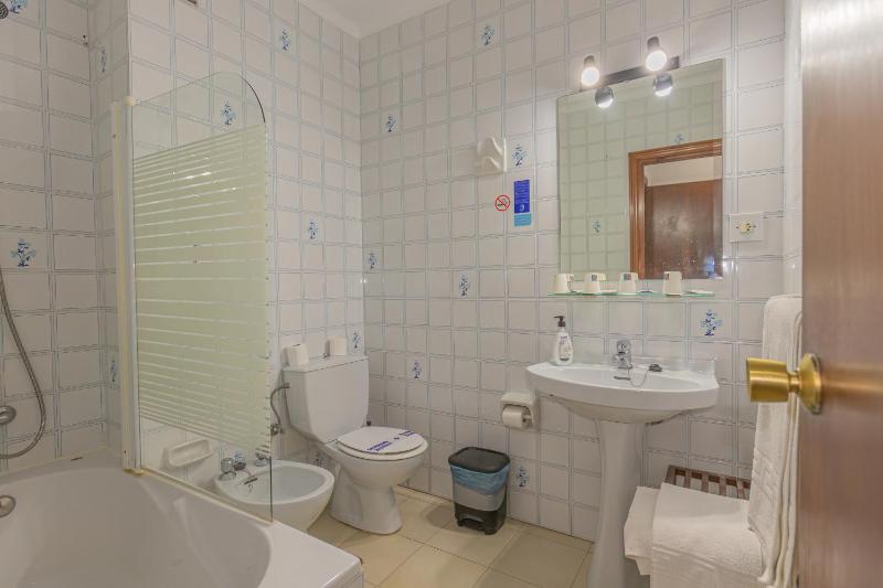 Triple Room image 4