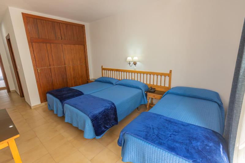 Triple Room image 3