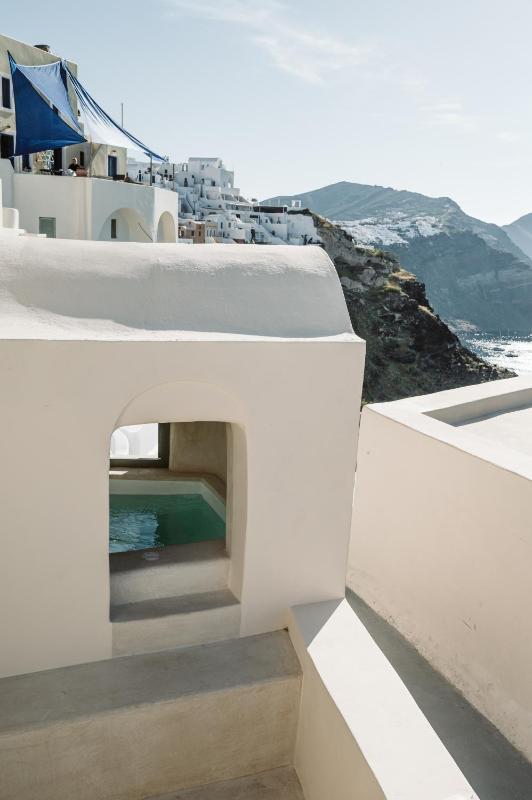 Old Oia Houses - image 32