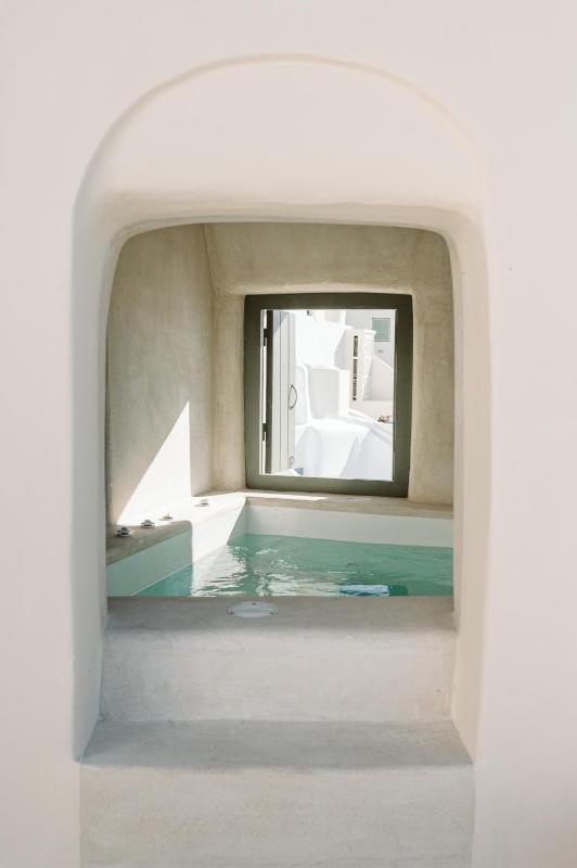 Old Oia Houses - image 13