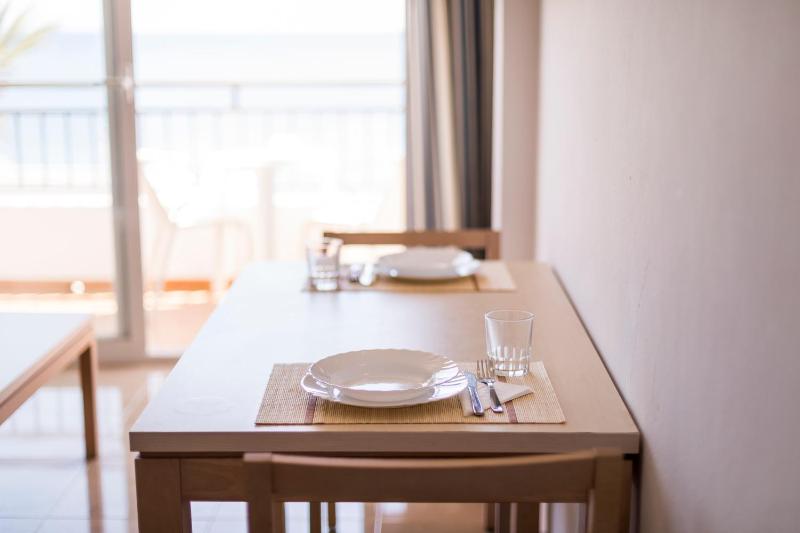 One-Bedroom Apartment image 2