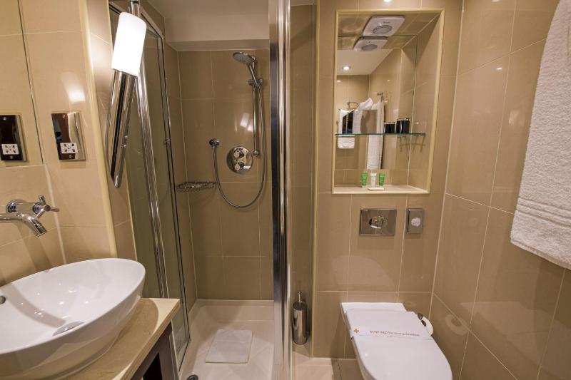Club Twin image 1
