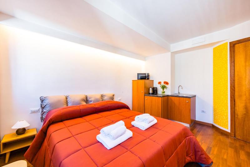 Chiave di Fuga by NapoliApartments - image 5