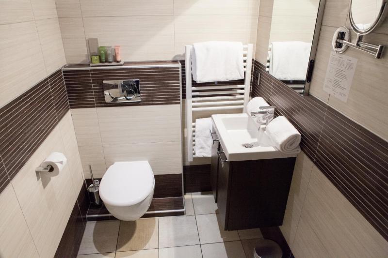 Superior Duplex Room image 4